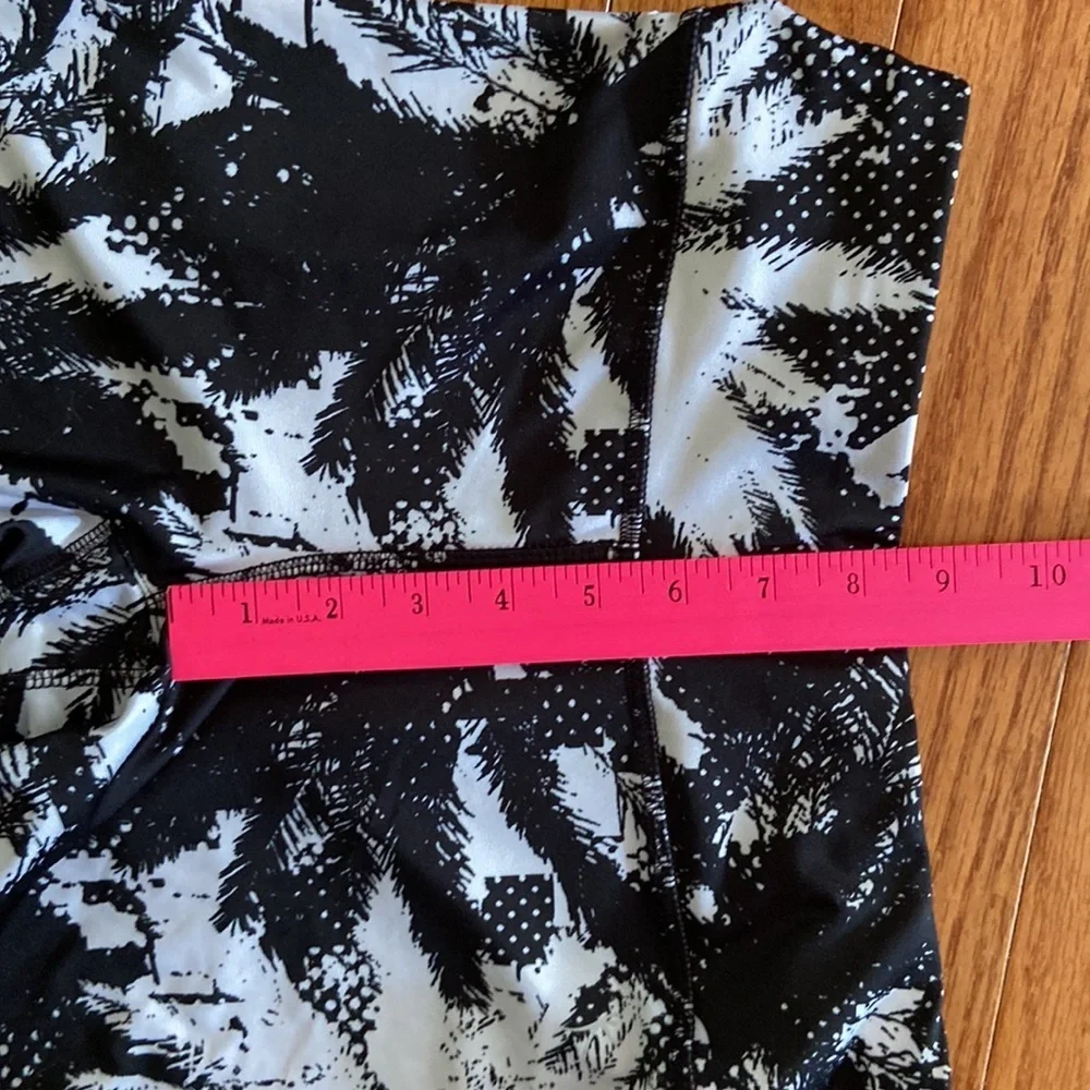 DANSKIN now cropped leggings Size small (4-6) - Picture 6 of 11